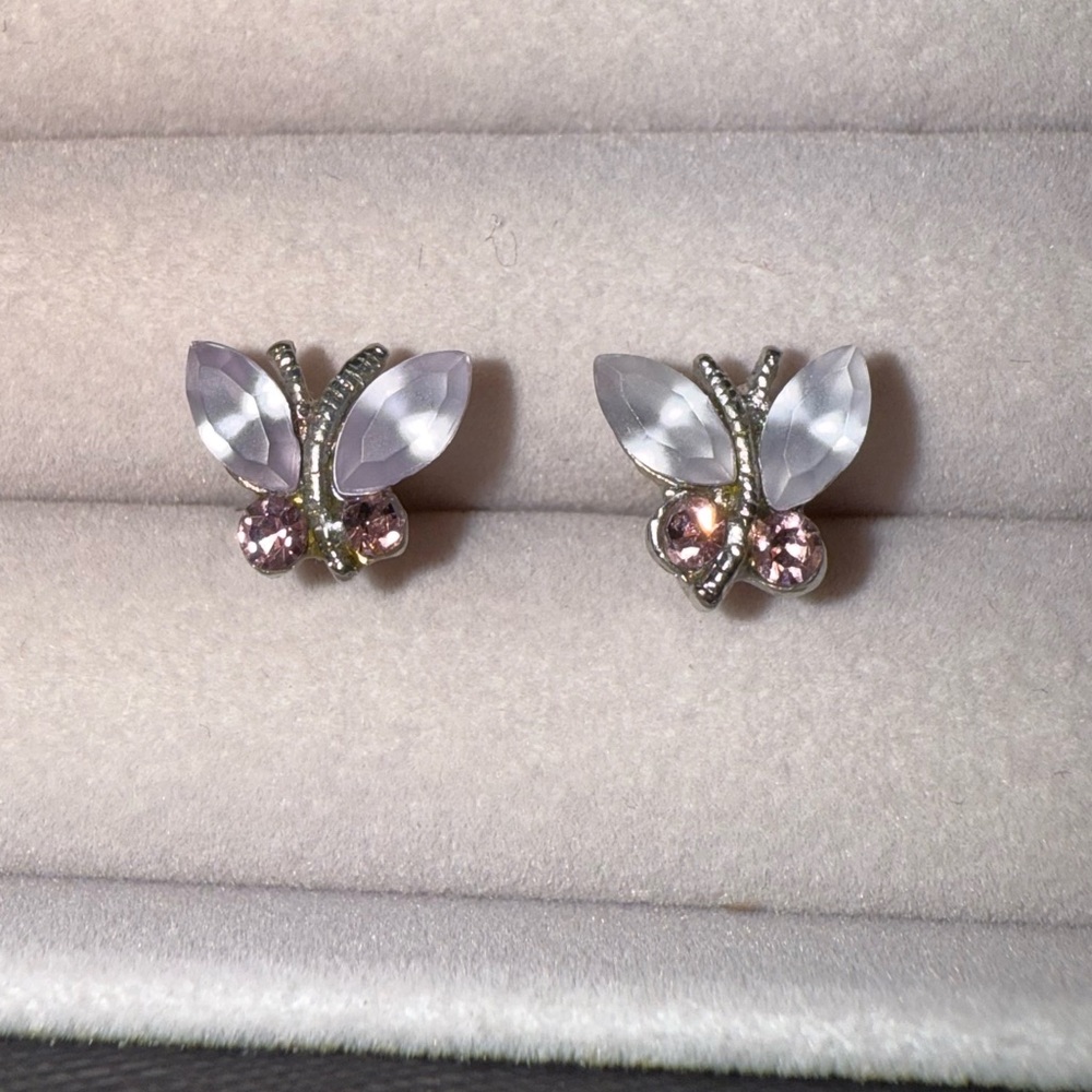 Vintage Silver Butterfly Purple Gemstone Stud Earrings - Picture 4 of 11